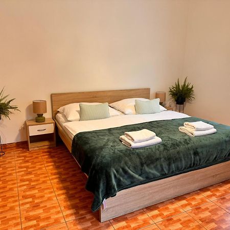 Hrensko 27 Apartmany Екстериор снимка