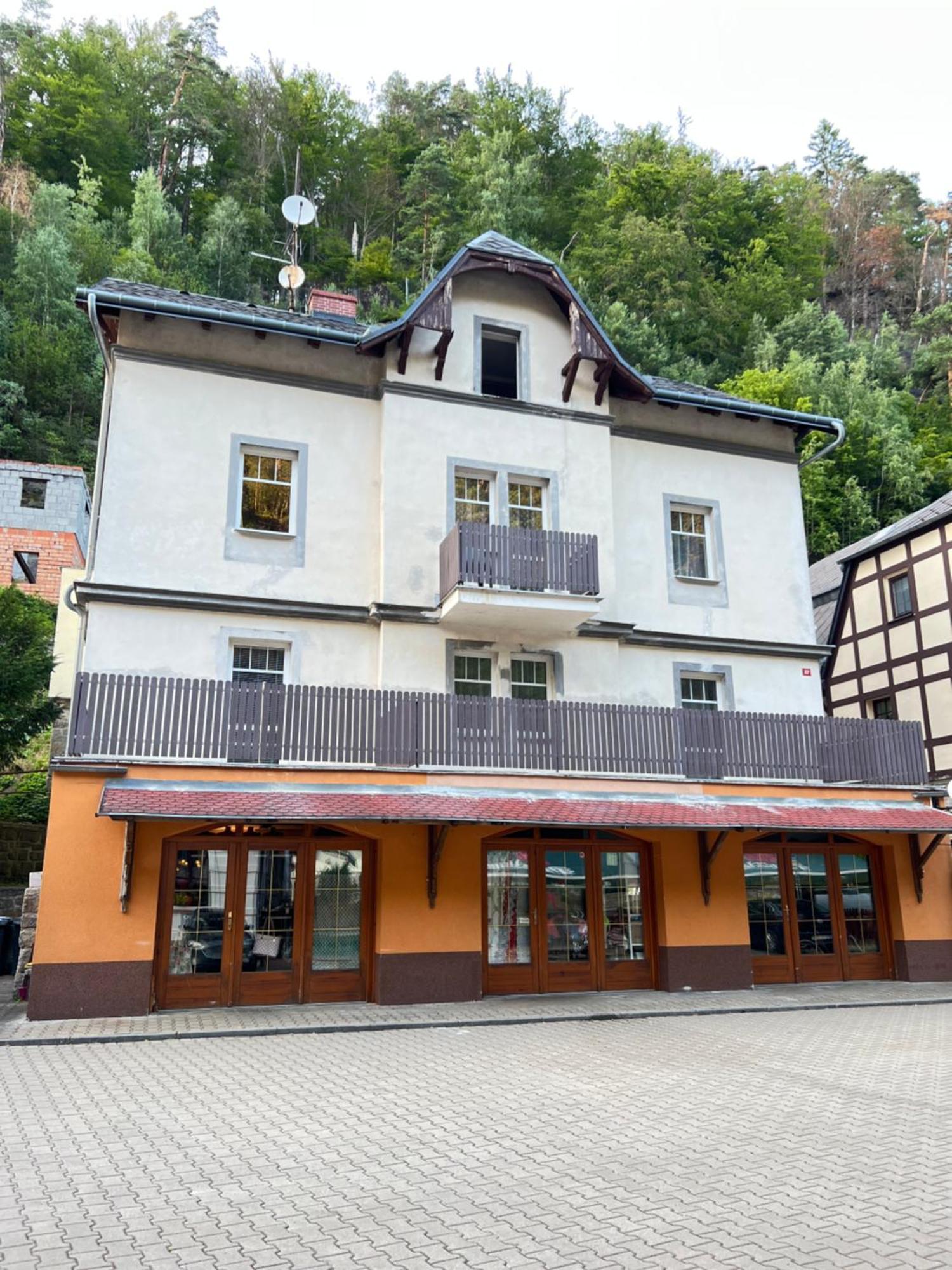 Hrensko 27 Apartmany Екстериор снимка