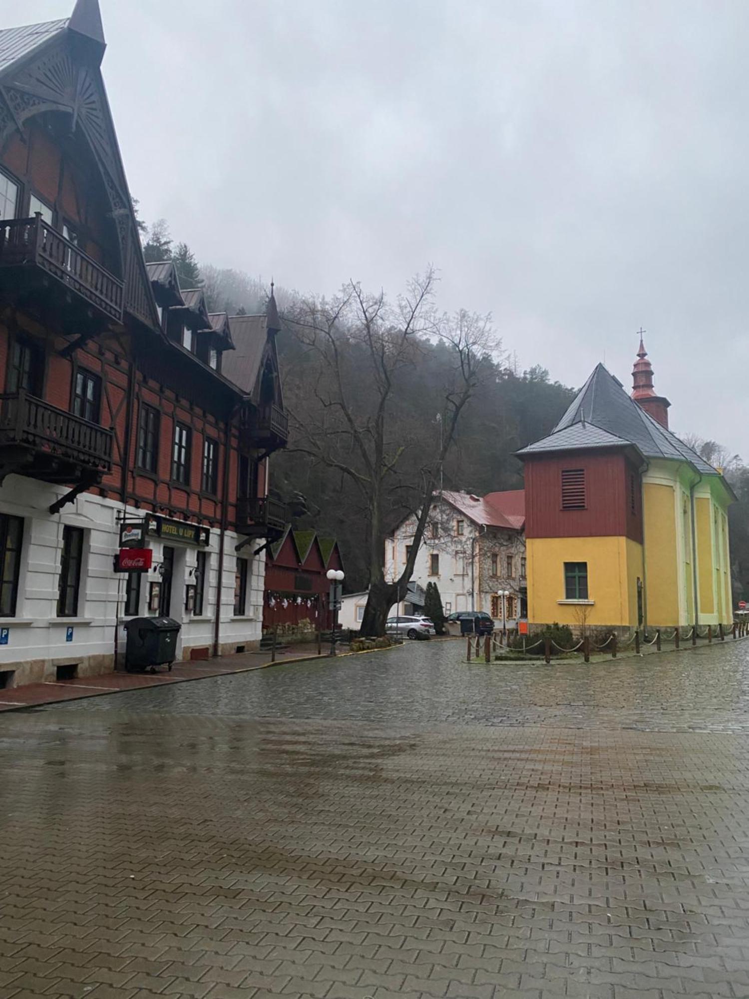 Hrensko 27 Apartmany Екстериор снимка