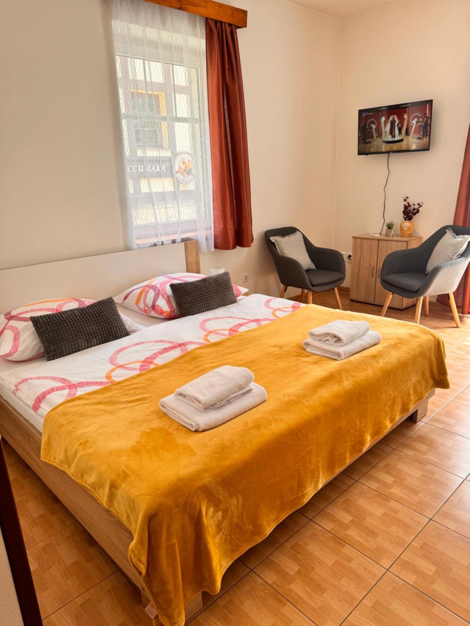 Hrensko 27 Apartmany Екстериор снимка