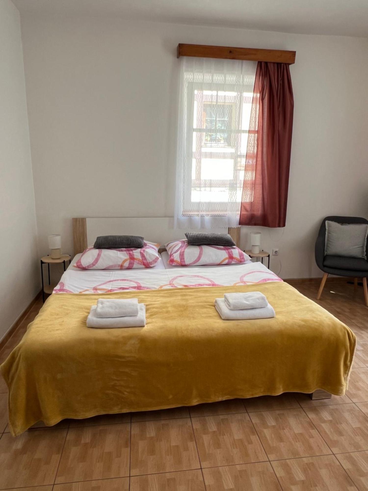 Hrensko 27 Apartmany Екстериор снимка