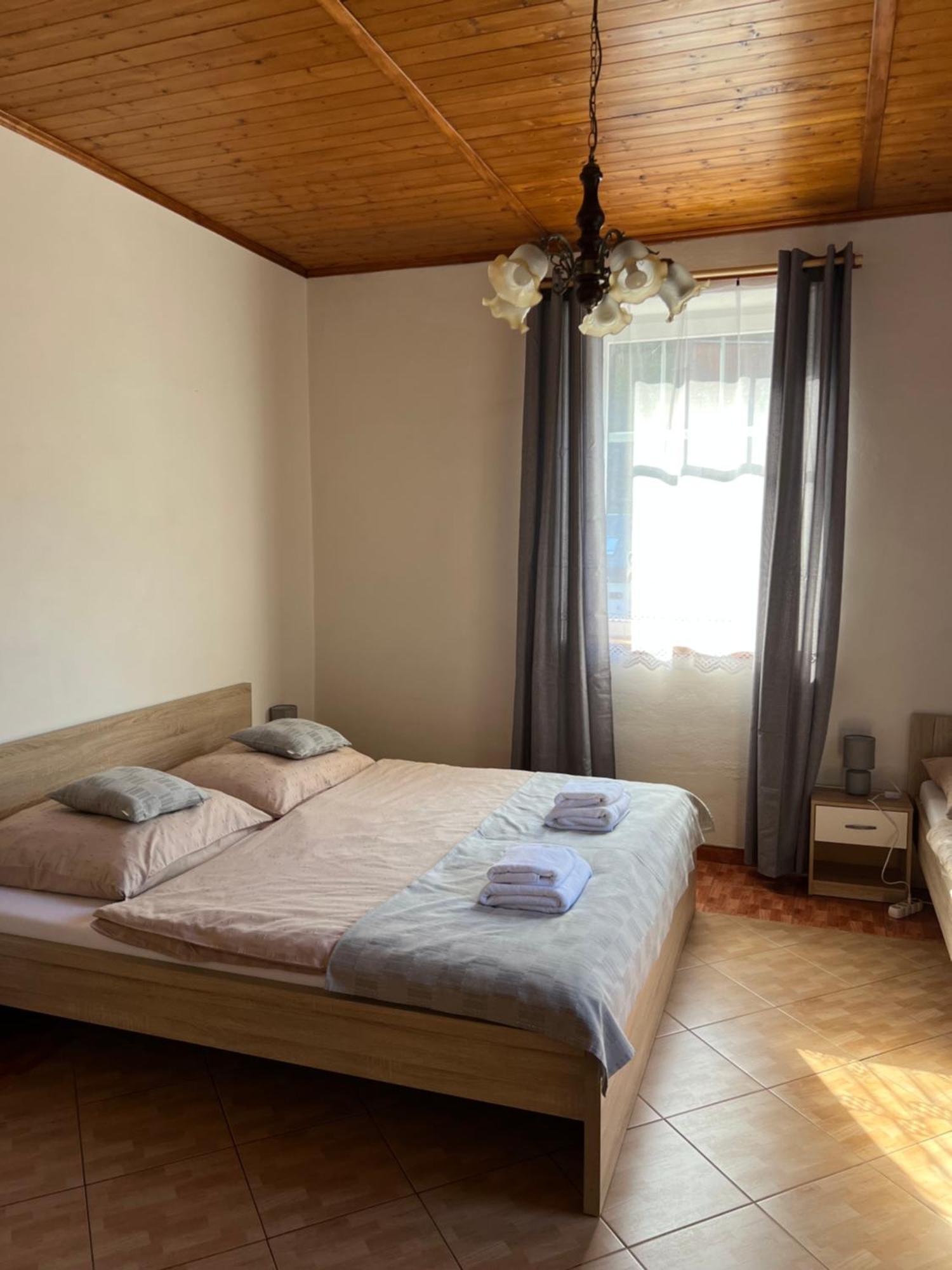 Hrensko 27 Apartmany Екстериор снимка